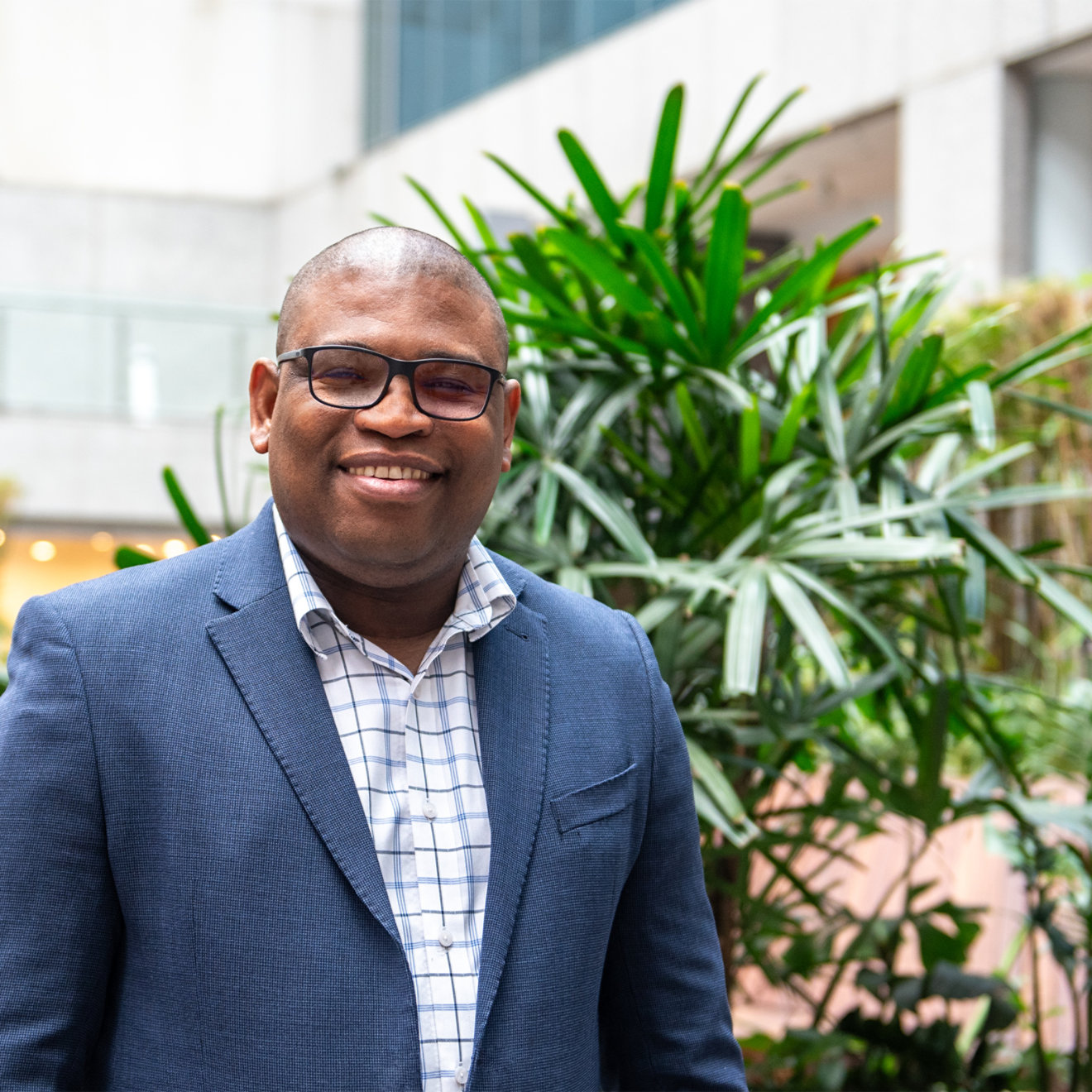 Amri Denton headshot.