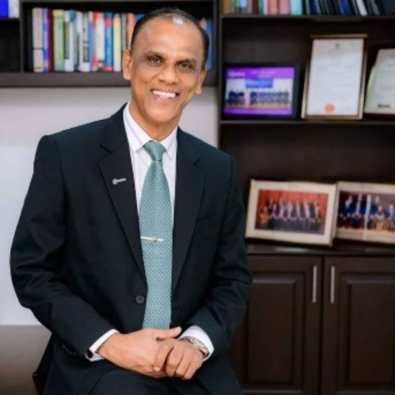 Profile photo of Dr D Prathapasinghe FRICS 