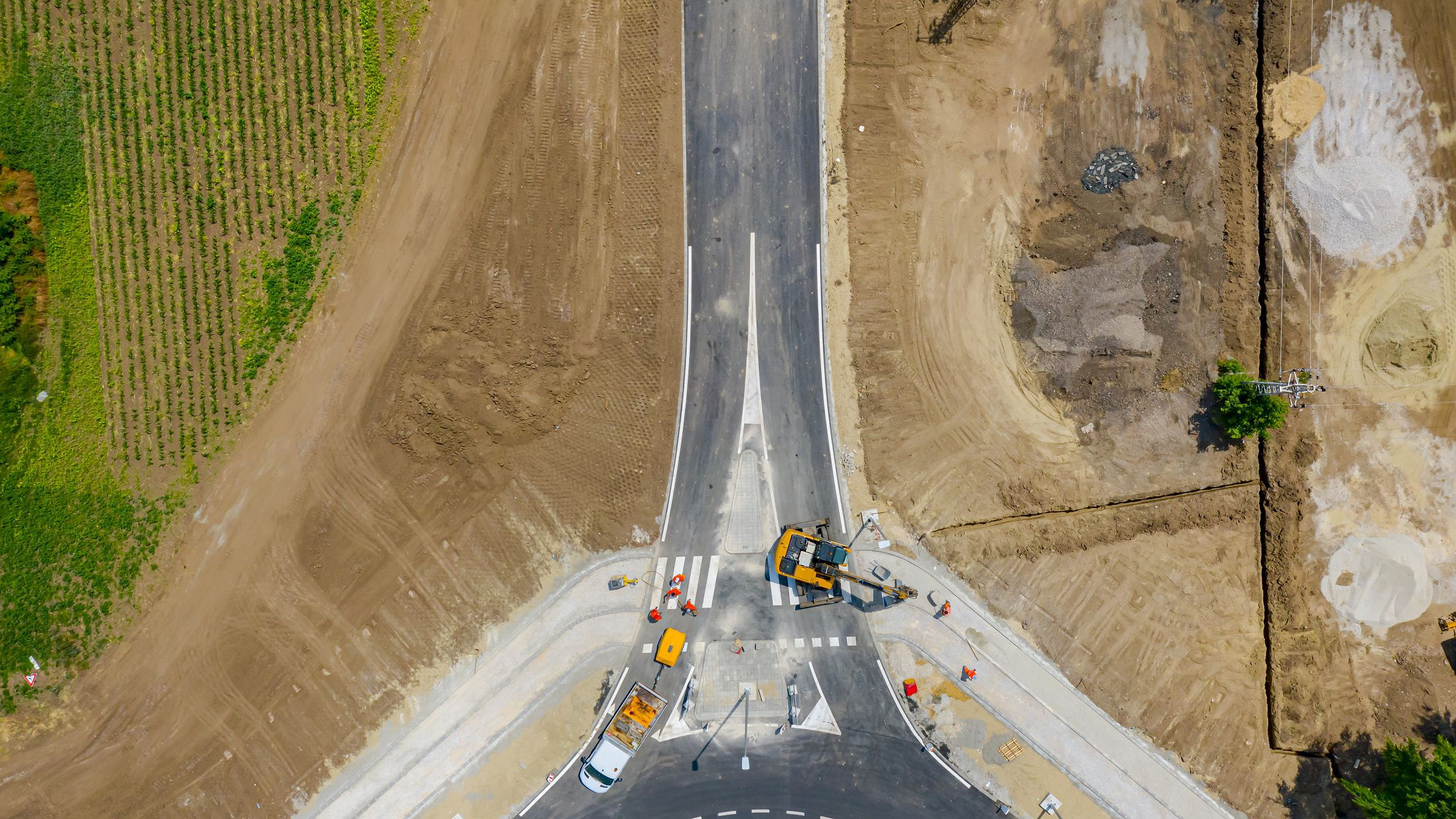 How can major UK infrastructure projects improve cost control? 