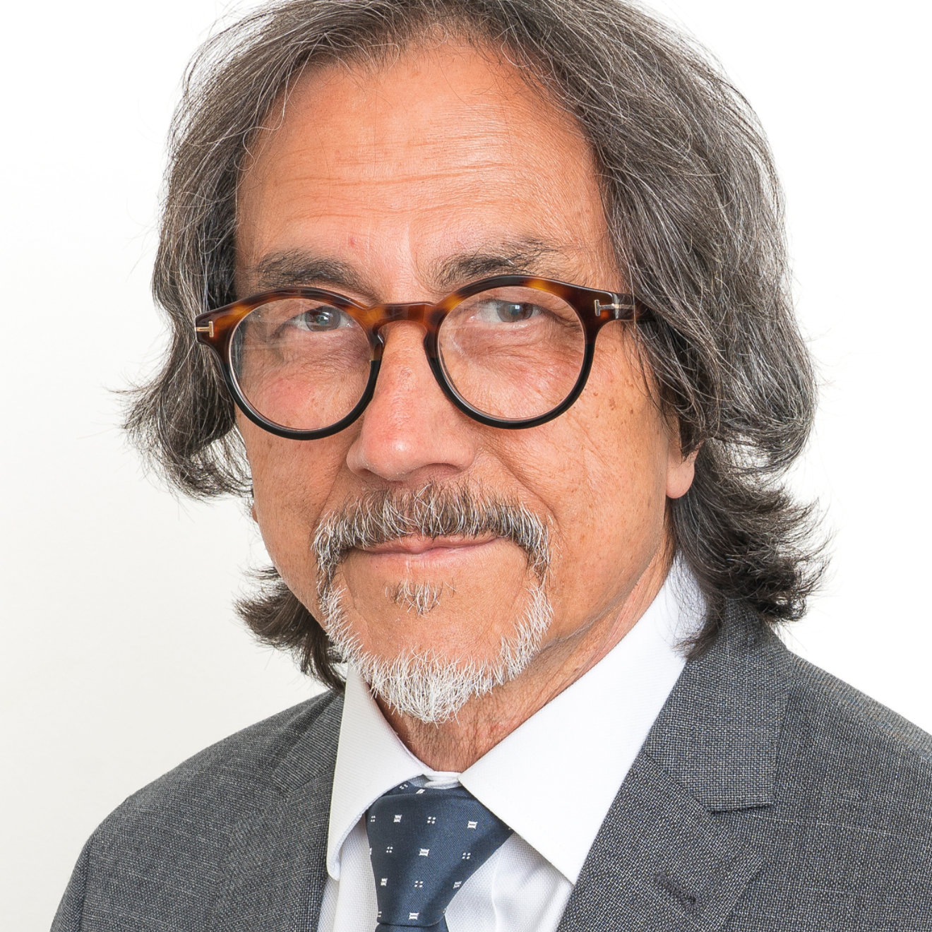 Dr Franco Mastrandrea headshot.
