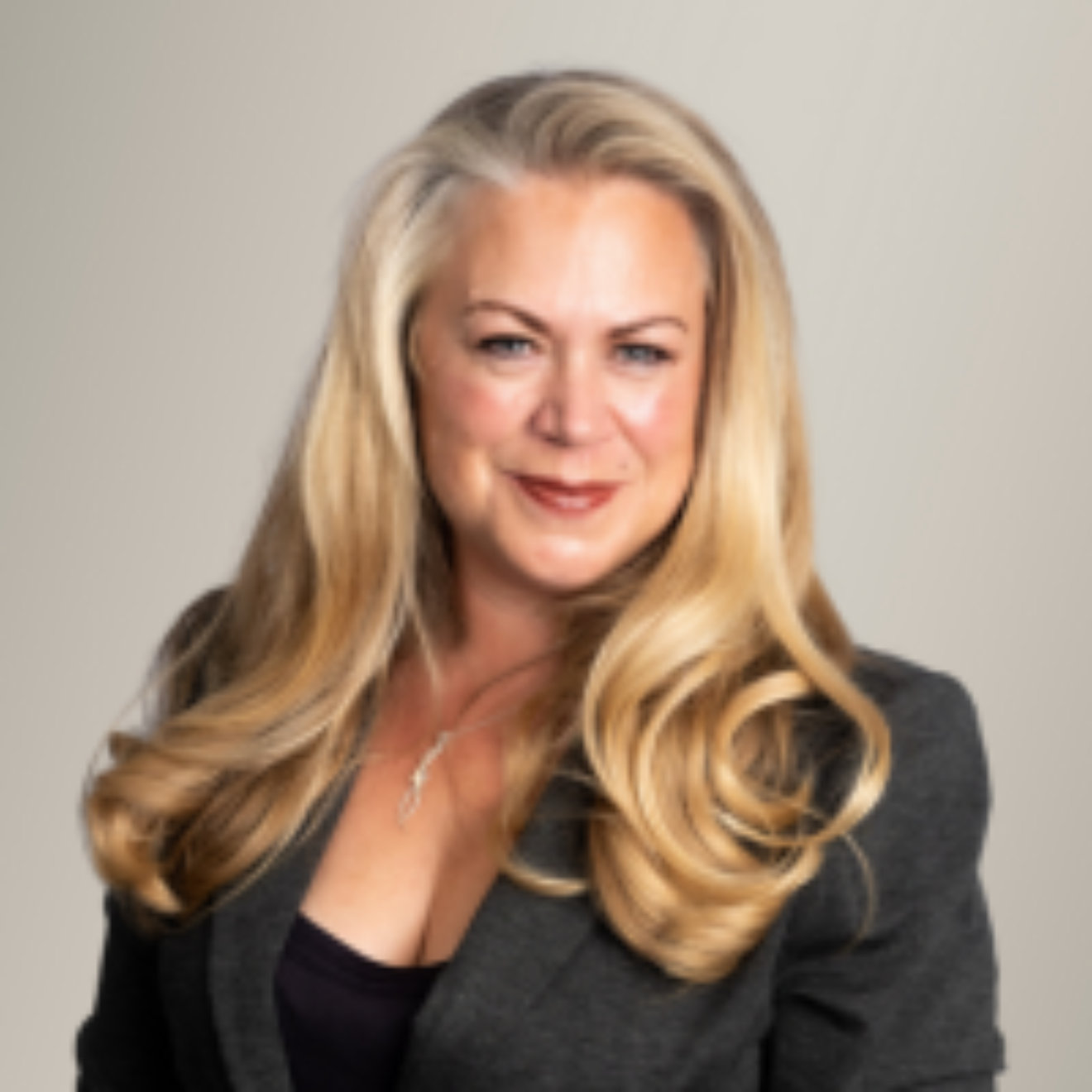 Ellodie Gibbons headshot.