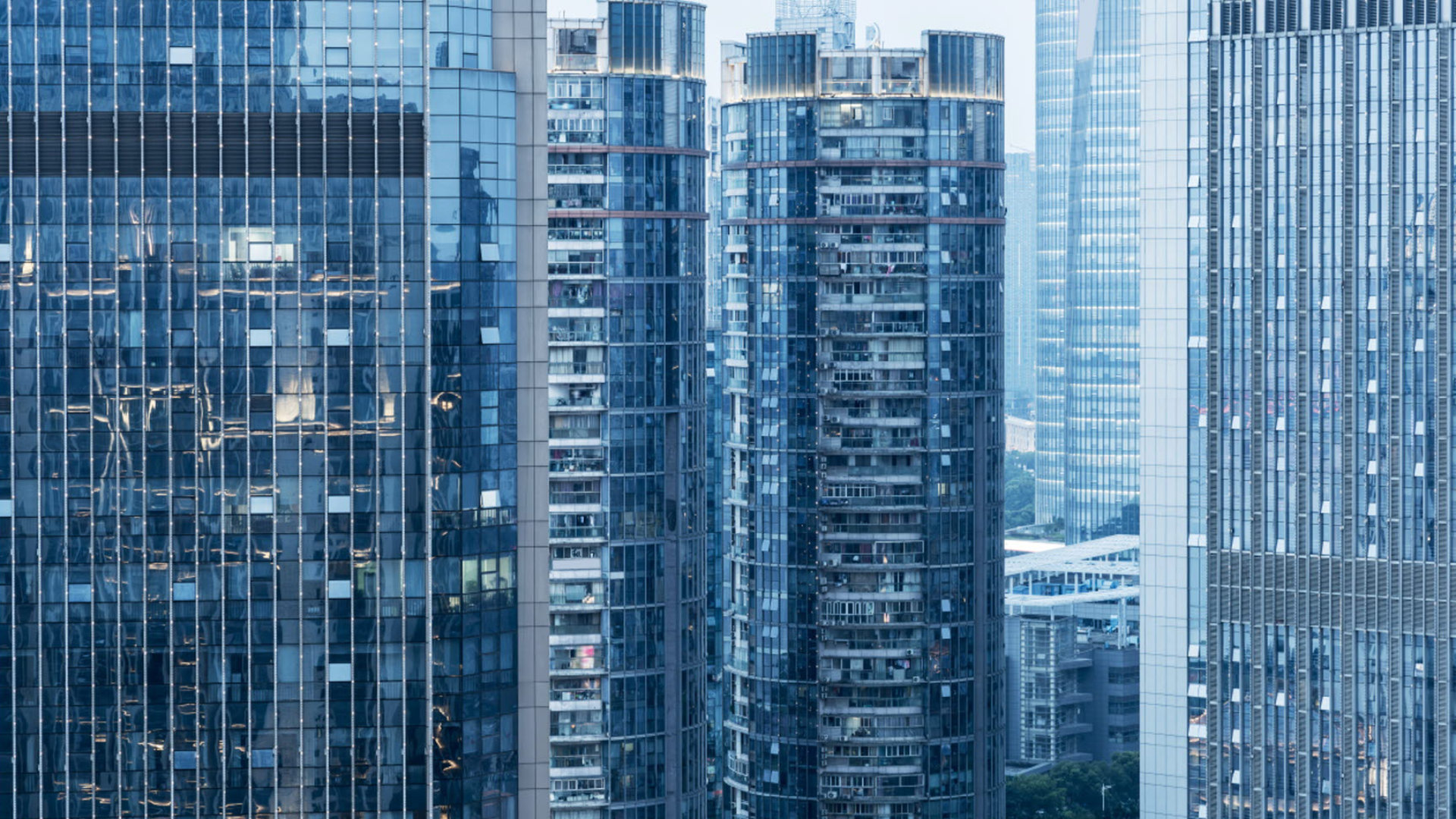 Inner_City_High_Rise_Buildings_Glass_windows