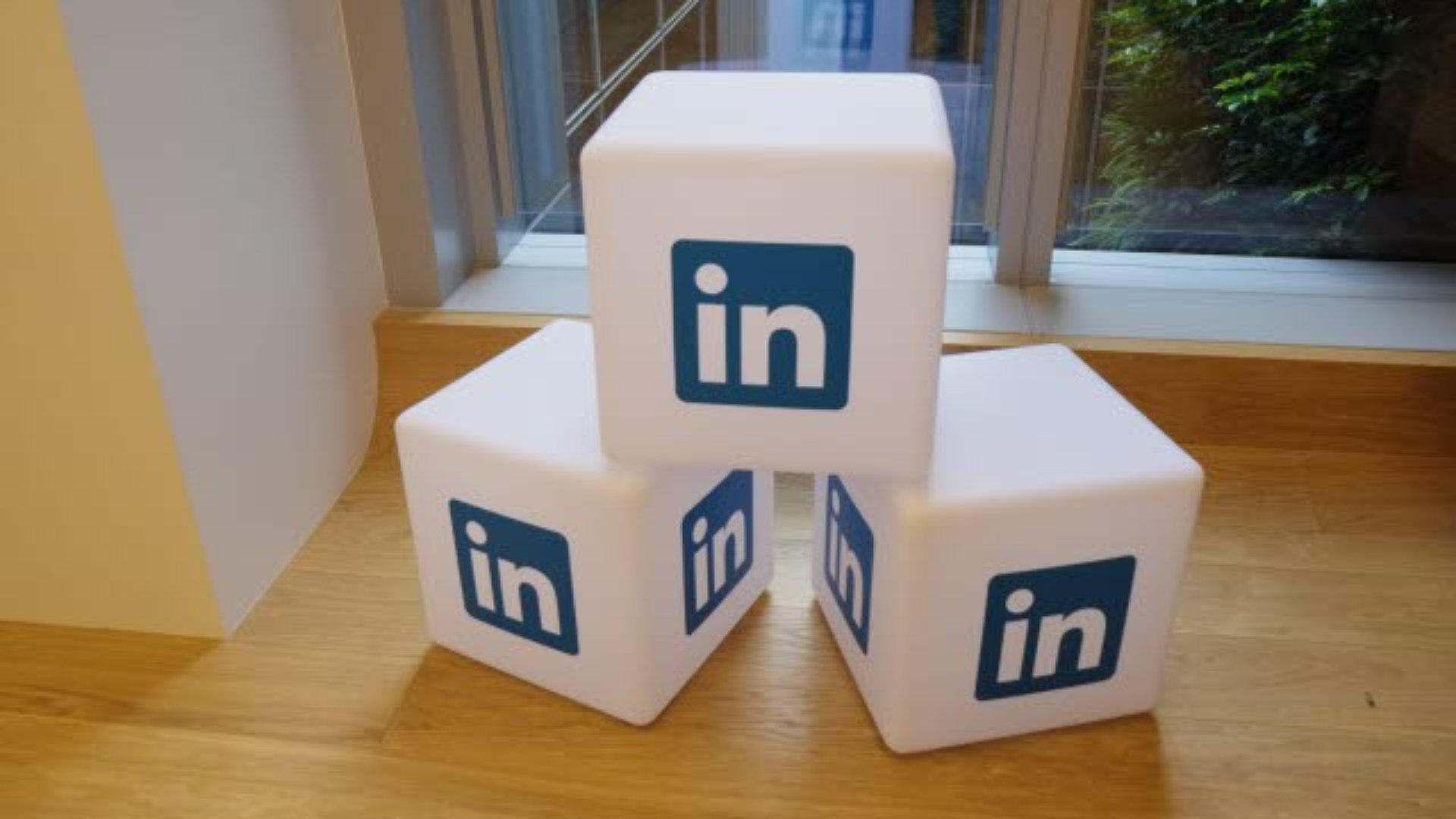 LinkedIn-logo-pxhere