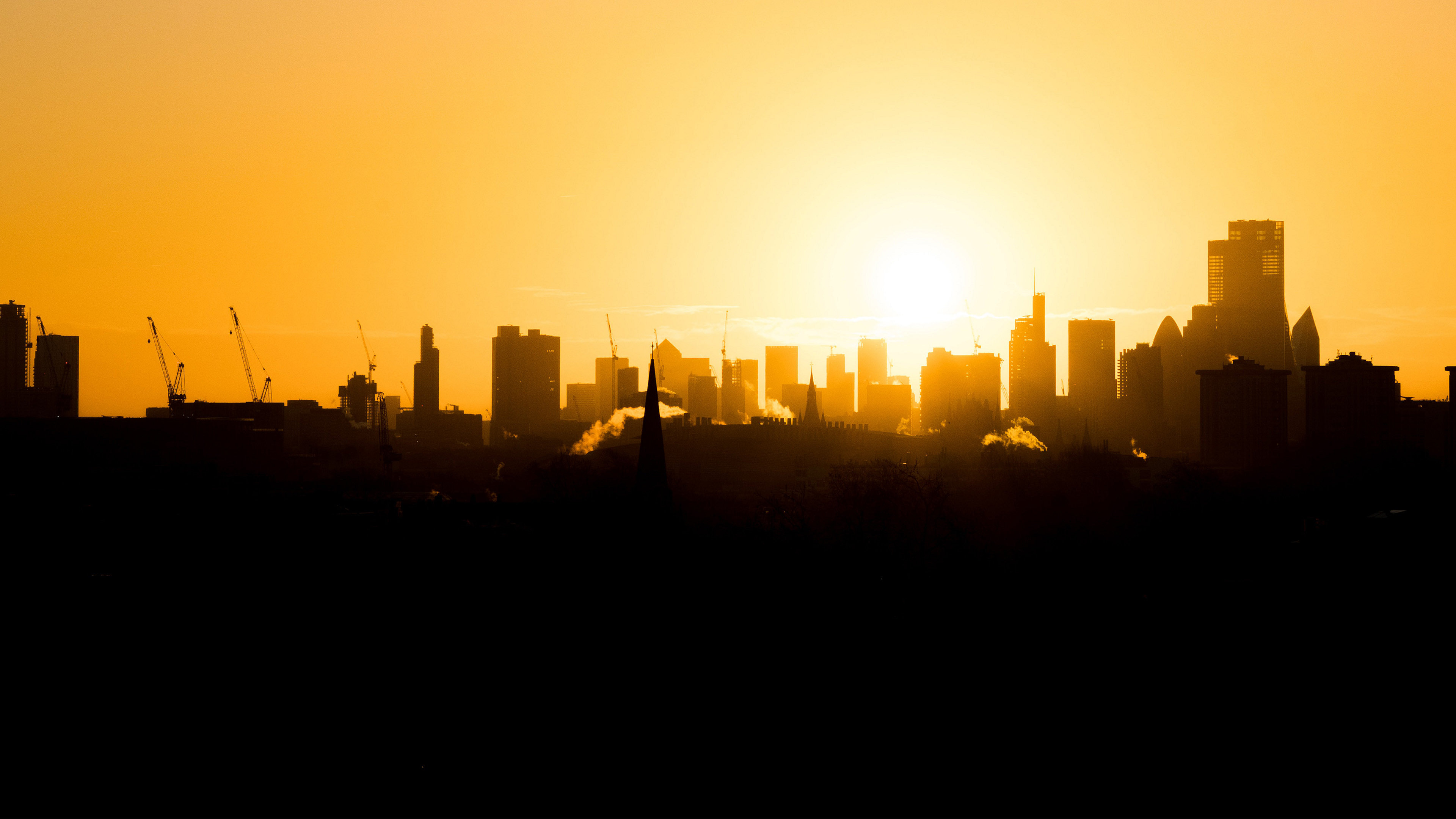 Sunrise over the London skyline