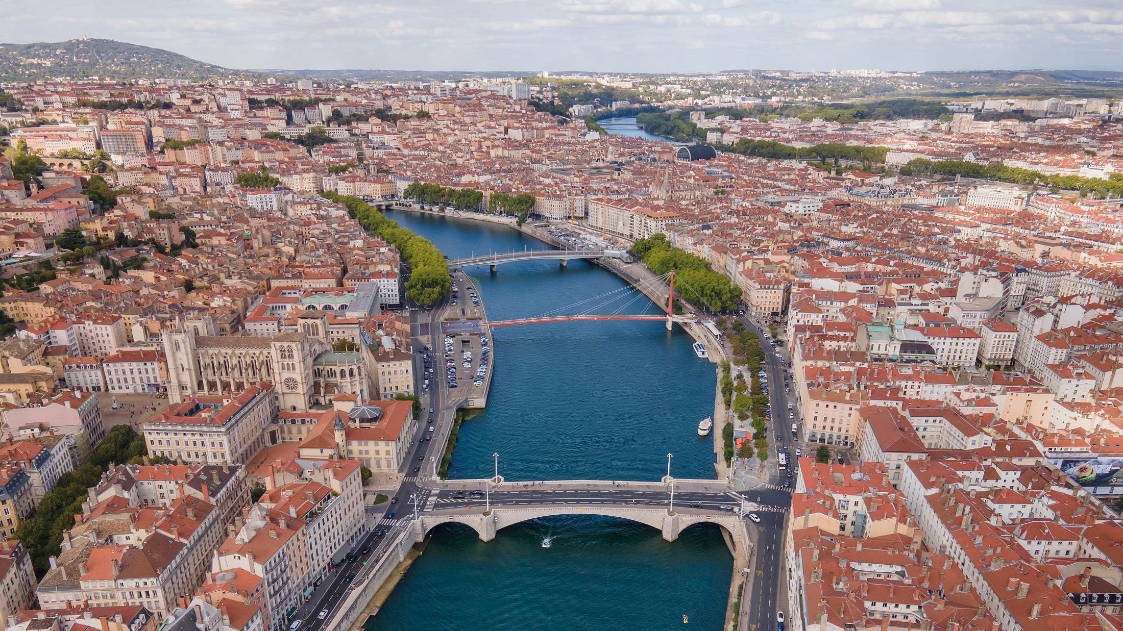 Overhead shot of Lyon city centre river