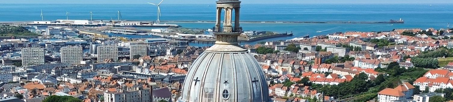 Aerial view of the Basilica of Notre-Dame in Boulogne-sur-Mer in the Pas-de-Calais département of northern France - Minor basilica with a large dome in the Upper Town of Boulogne