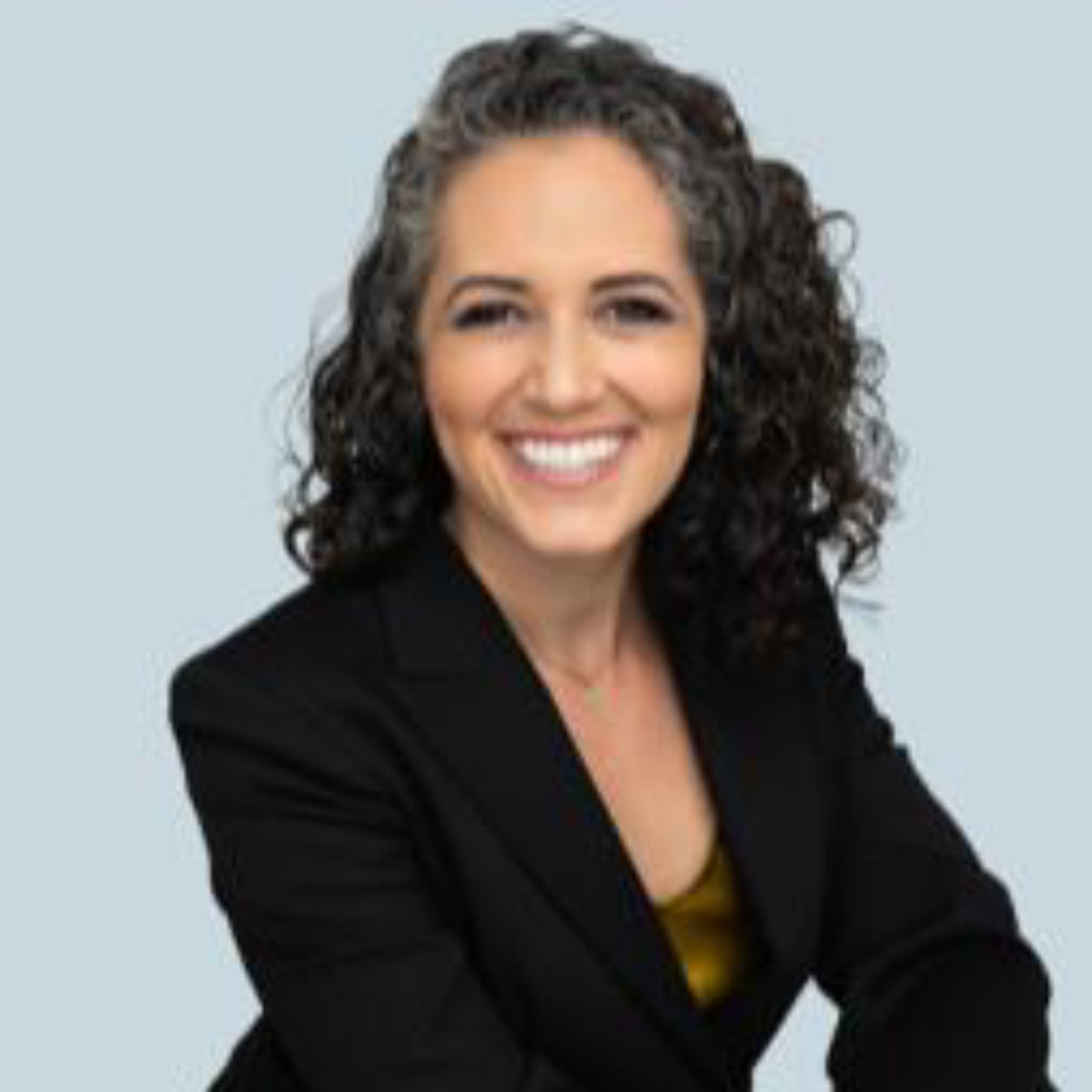 Masha Lewis MRICS headshot.