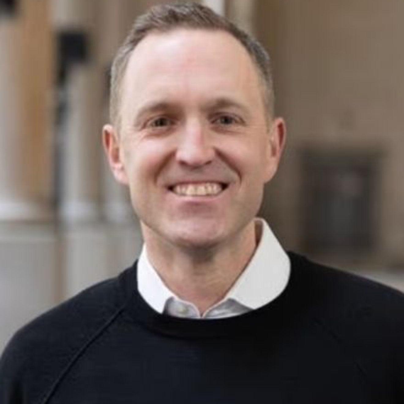 Michael Lindsay headshot