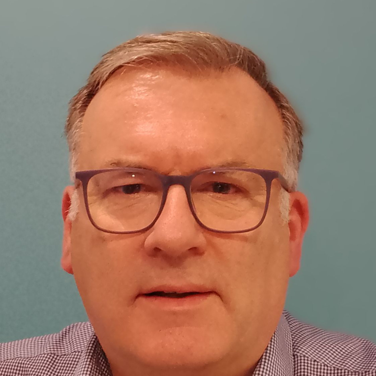 Michael Smedley headshot.