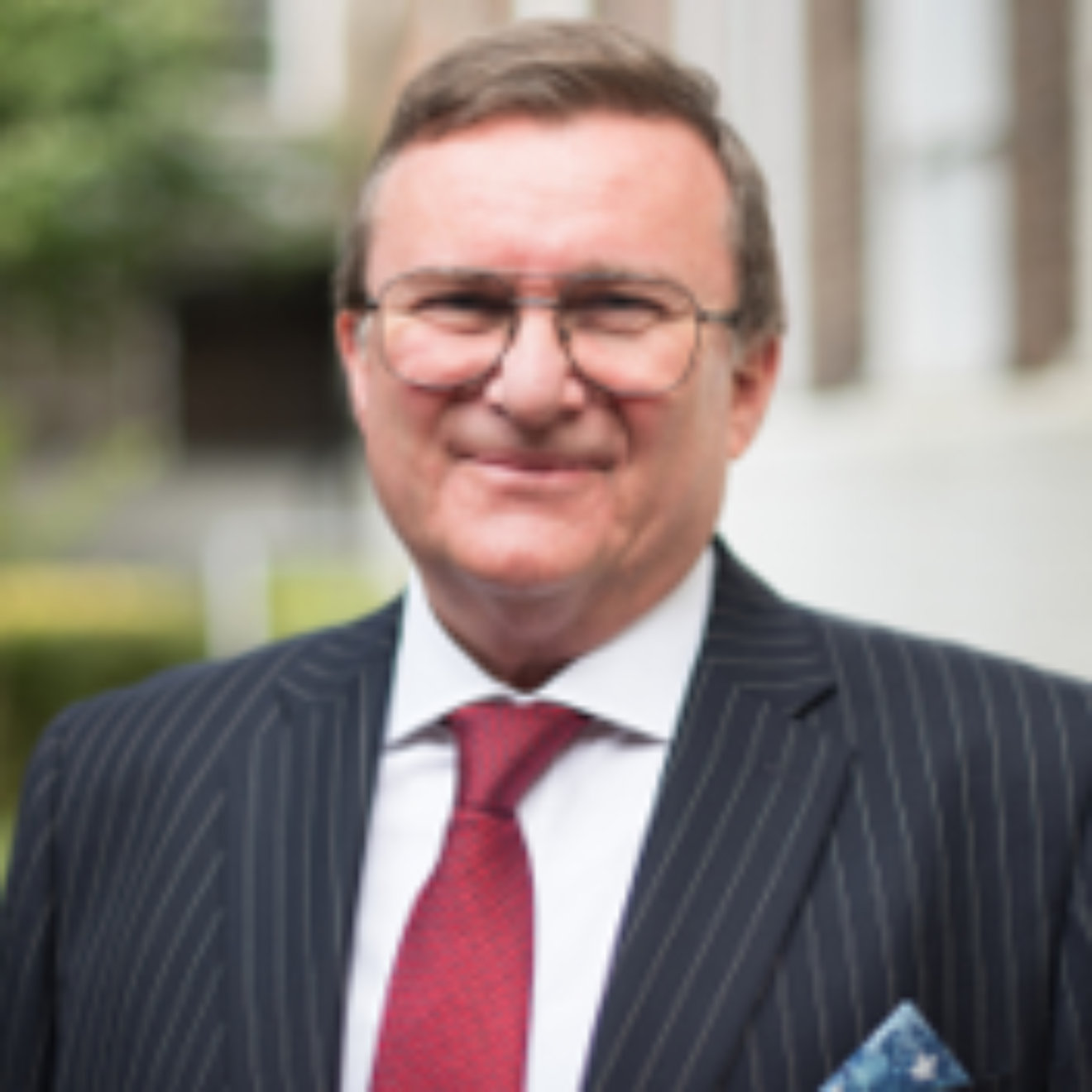 Michael V. Whitson MA MSc FRICS FCI Arb (Ret.)