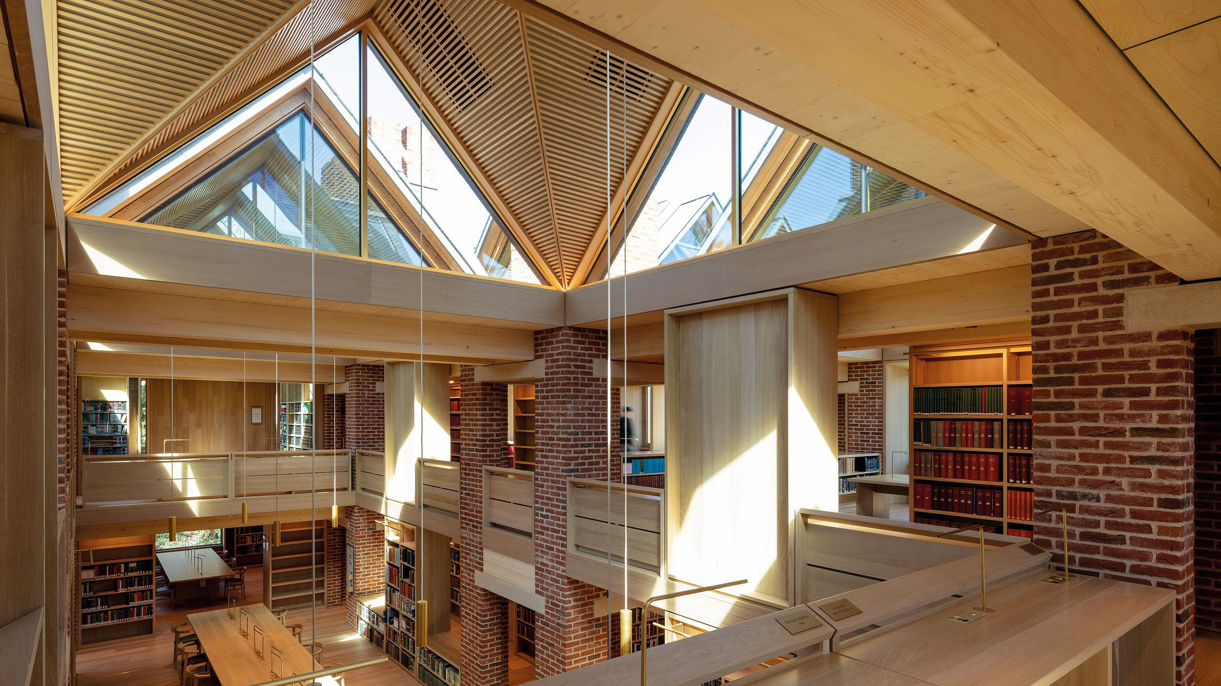 © Nick Kane picture of the timber roof in Magdalene college