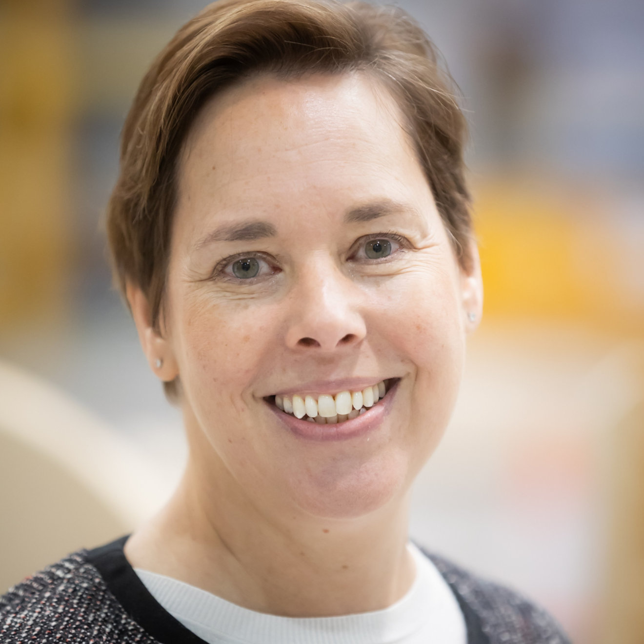 Nicola Barclay headshot.