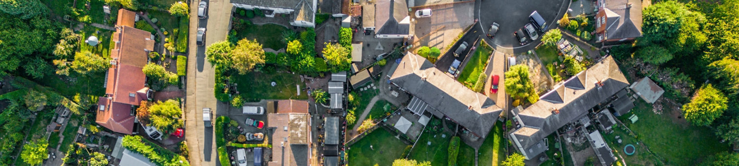 birds eye shot of neighbourhood houses