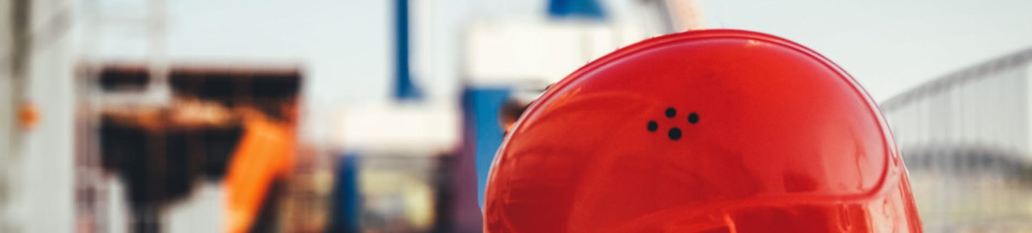 Red-hardhat_construction