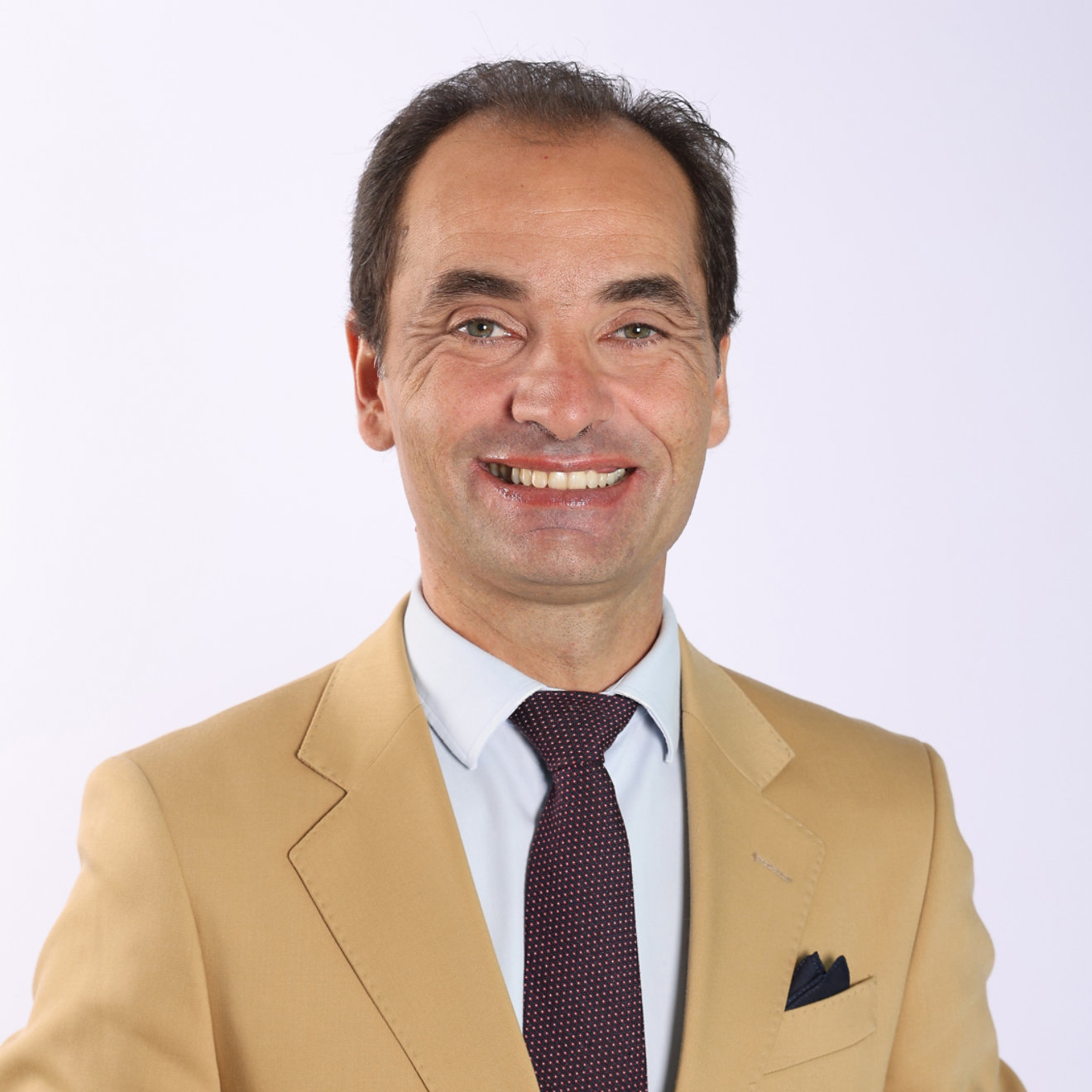 Ricardo Sousa headshot.