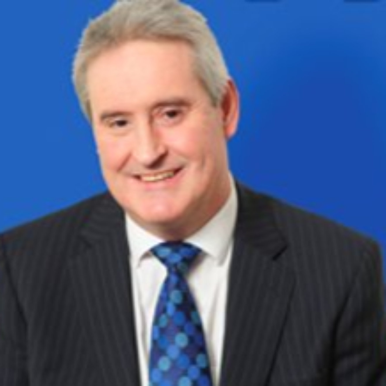 Simon Sandland-Taylor FRICS headshot.