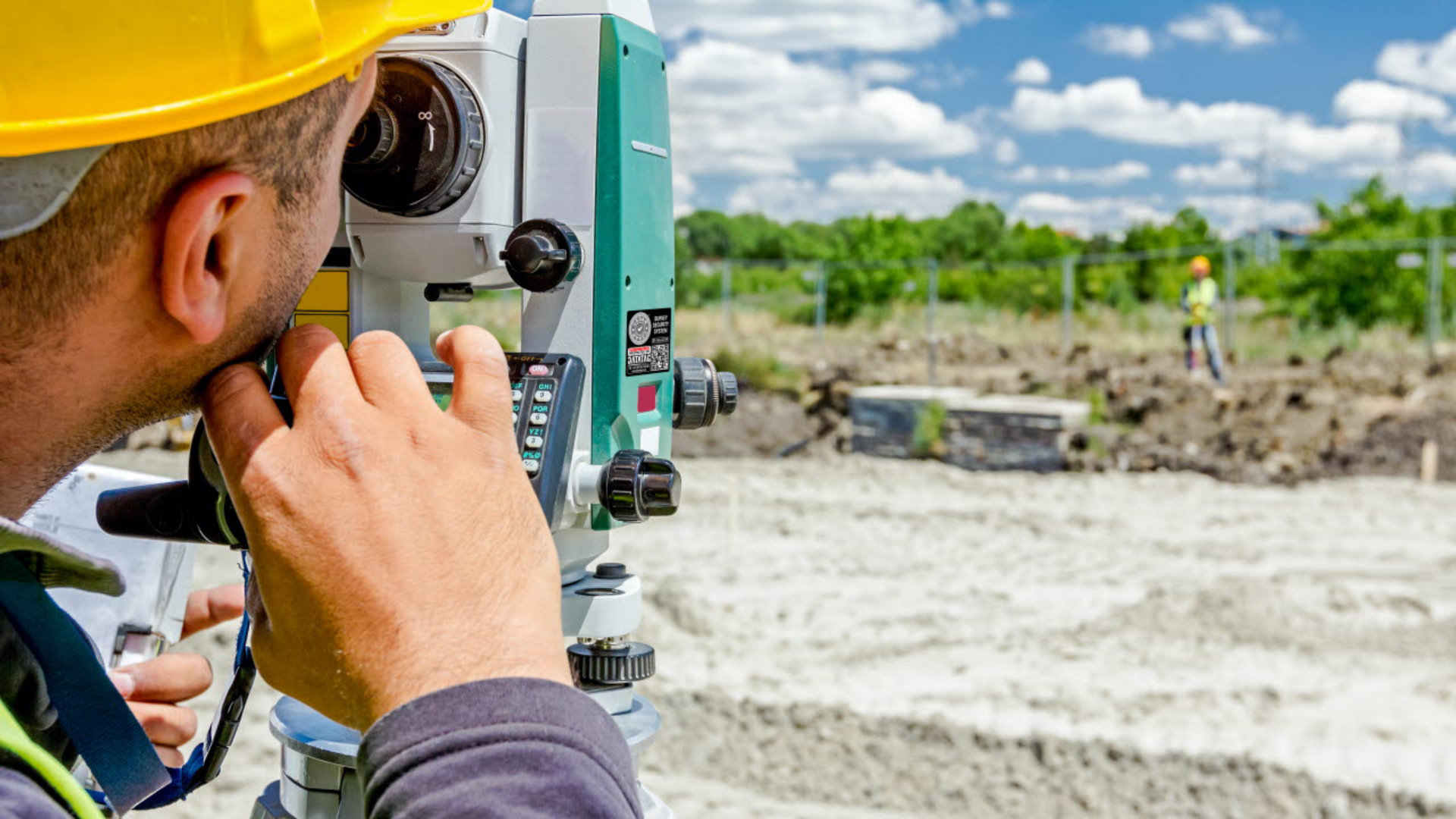 Theodolite with Datatag label