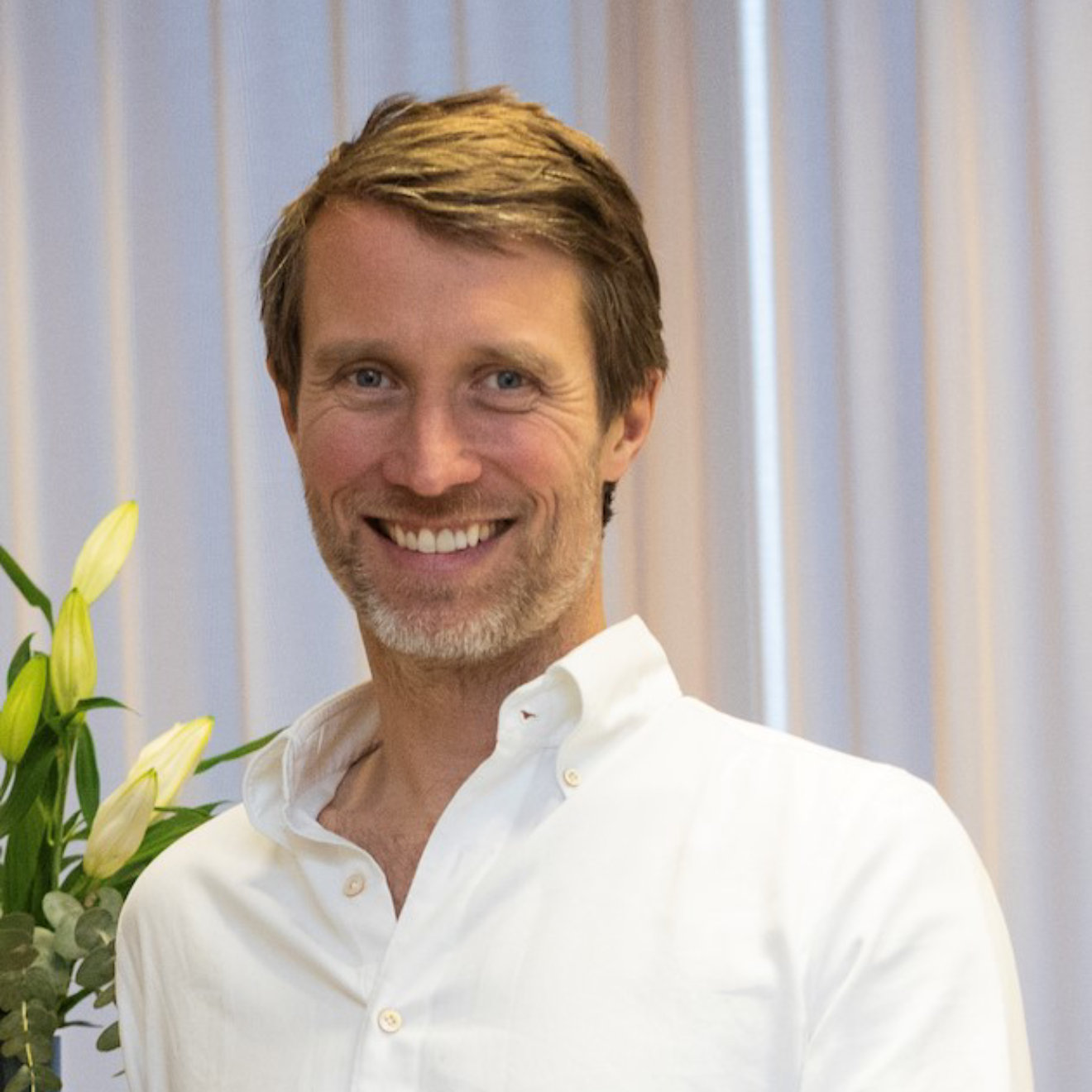 Titus Albrecht headshot.