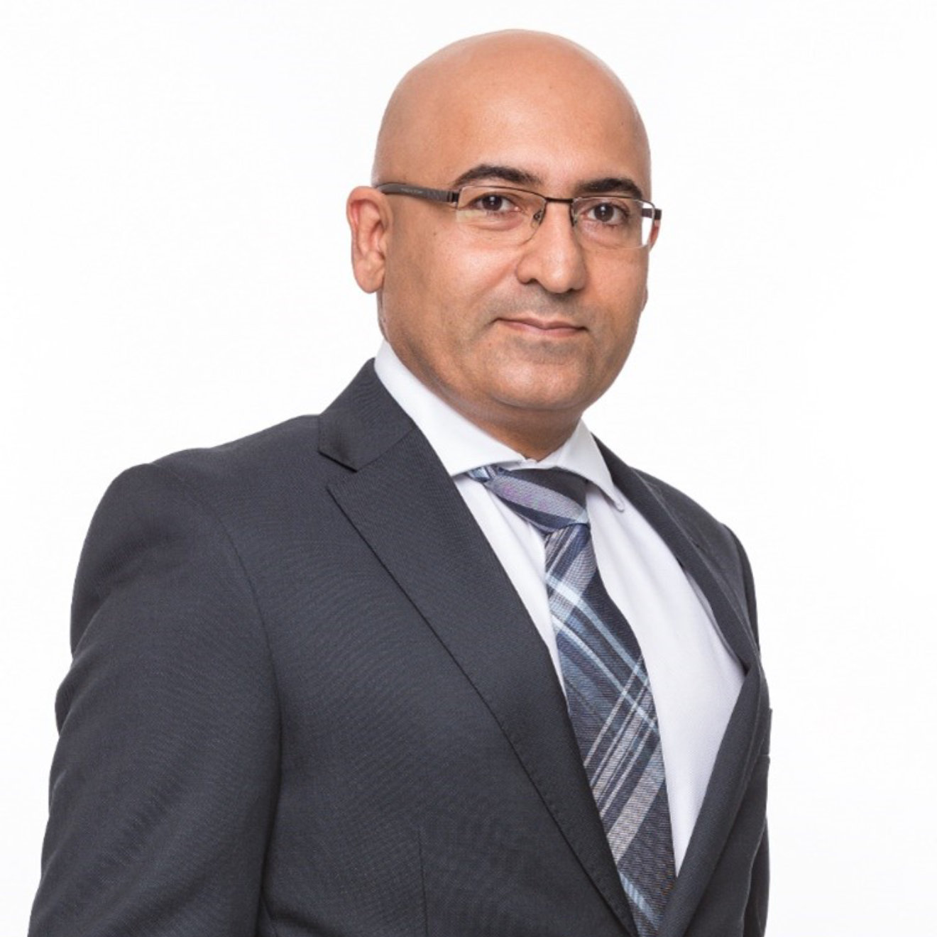 Vinod Rohira MRICS