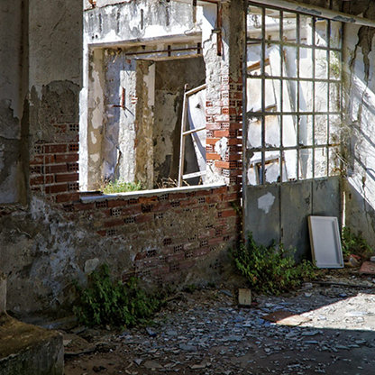 abandoned-house-dilapidated