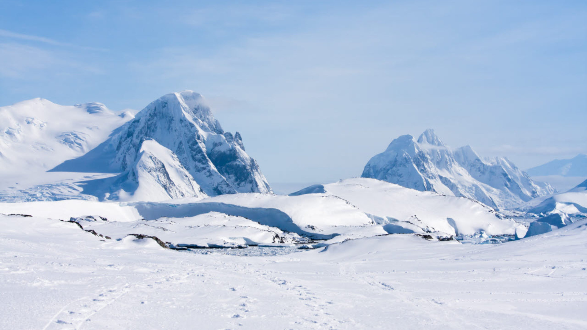 antarctic-ice-090718-mb.jpg