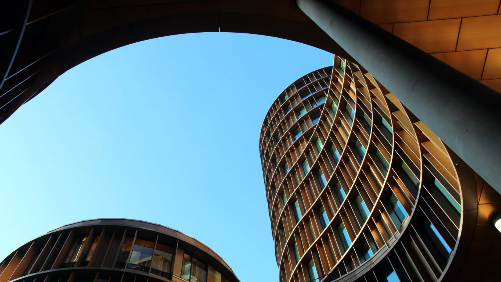 Curved modern building