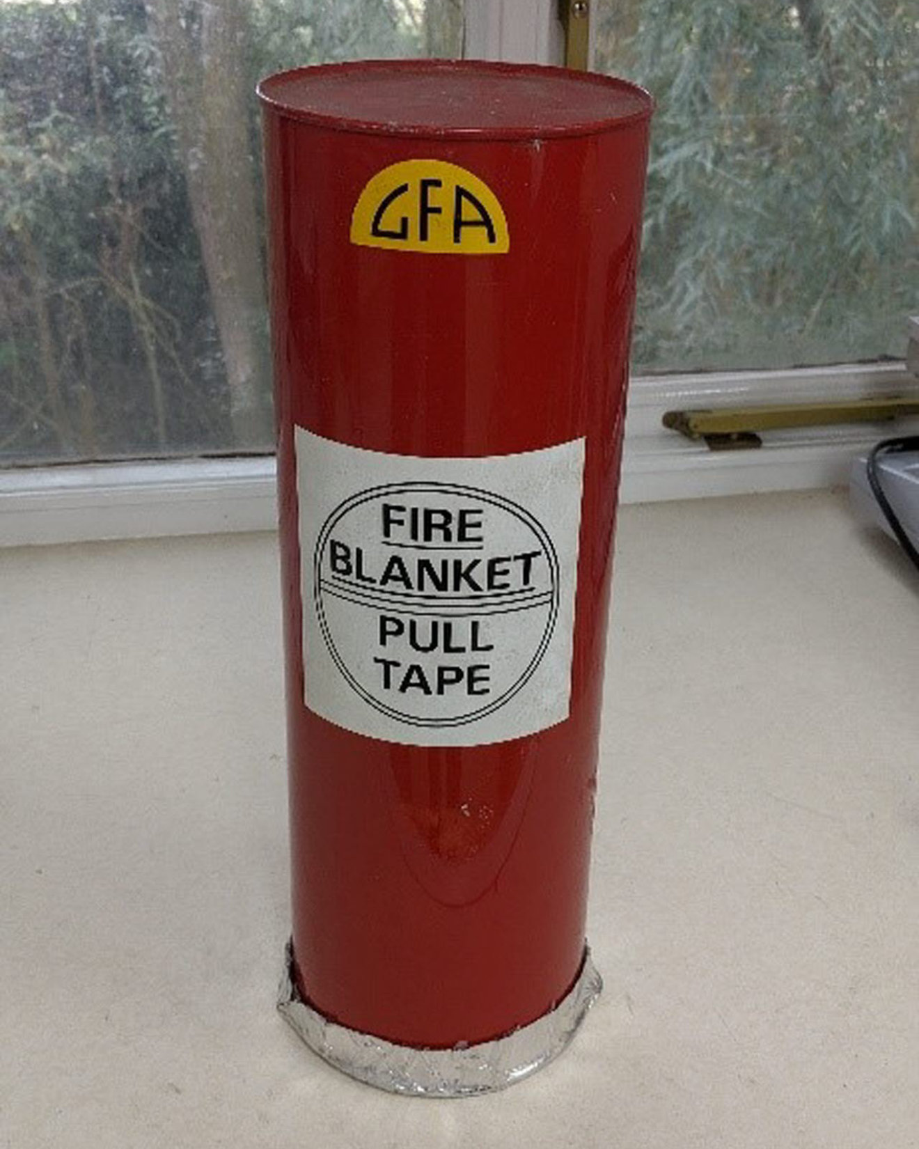 Woven asbestos fire blanket