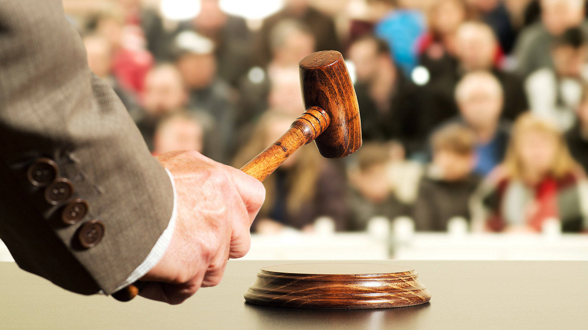 RICS guide set to help consumers with property auctions