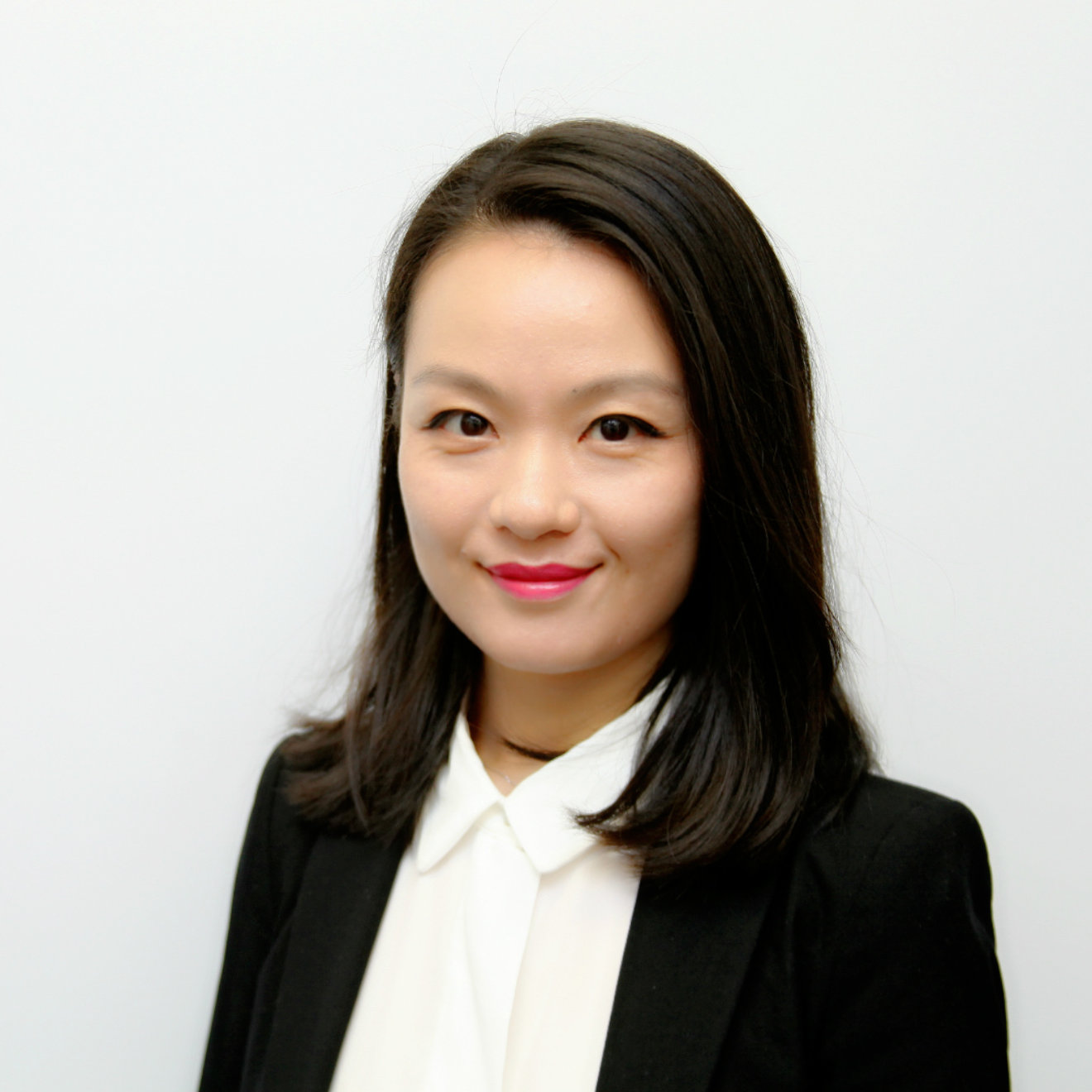 Dr. Yishuang (Sherry) Xu headshot