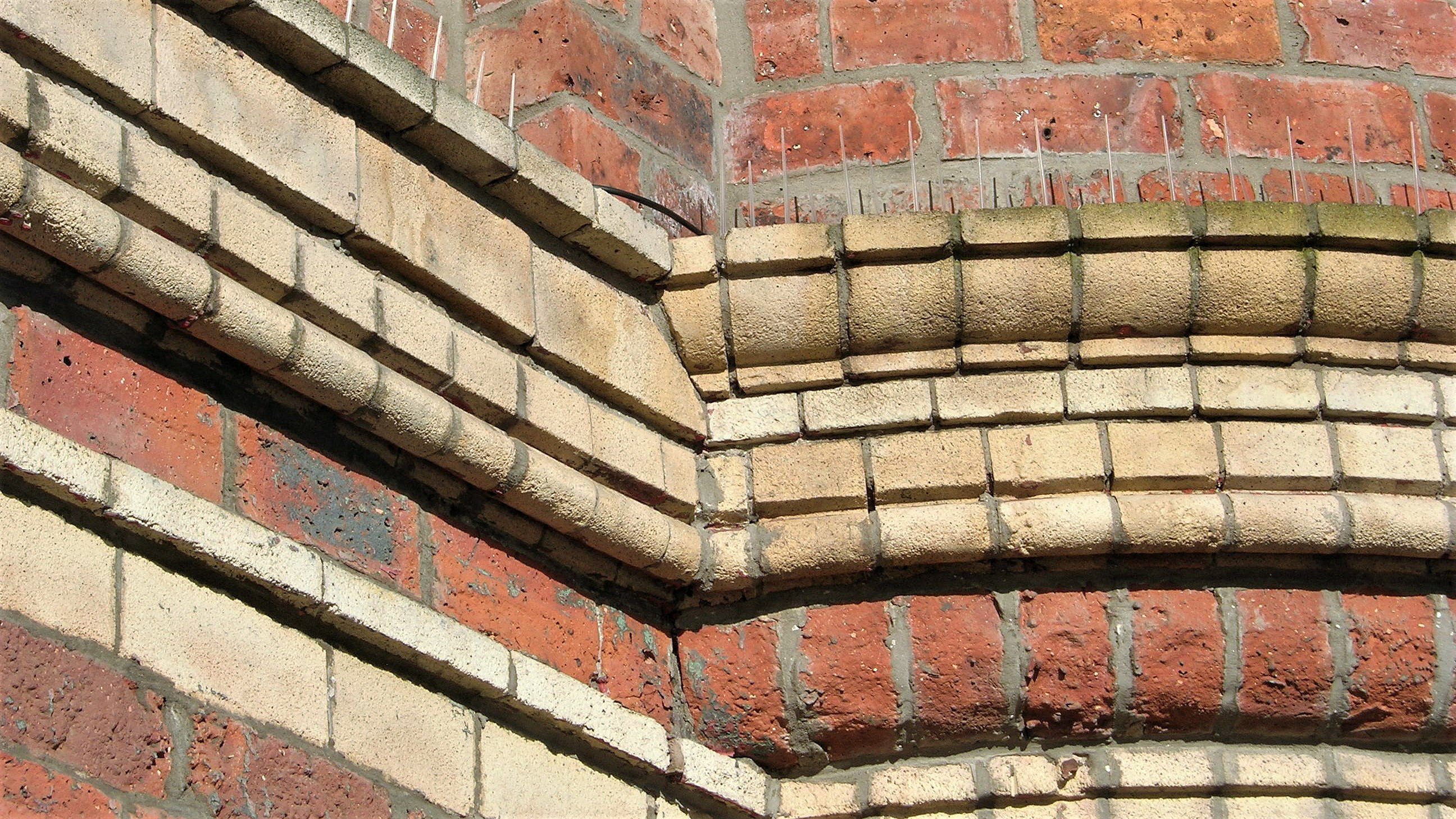 Brick wall pattern