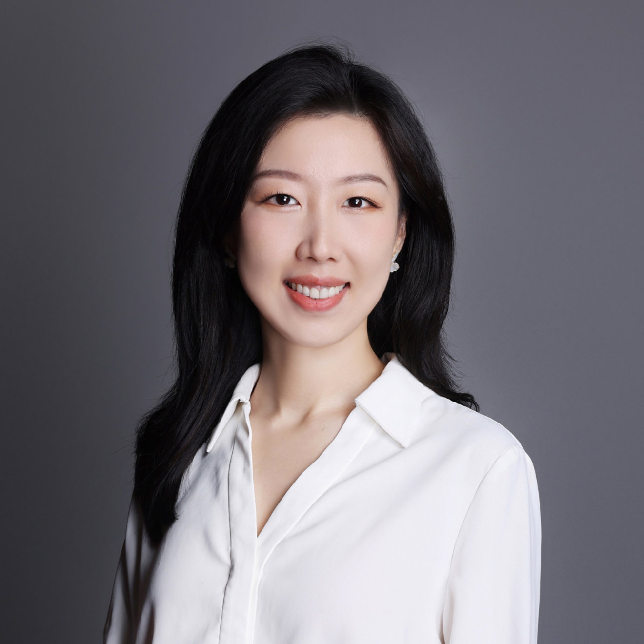Minjia Yang headshot