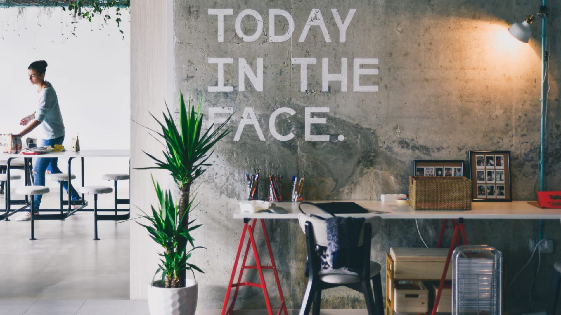 office motivation unsplash