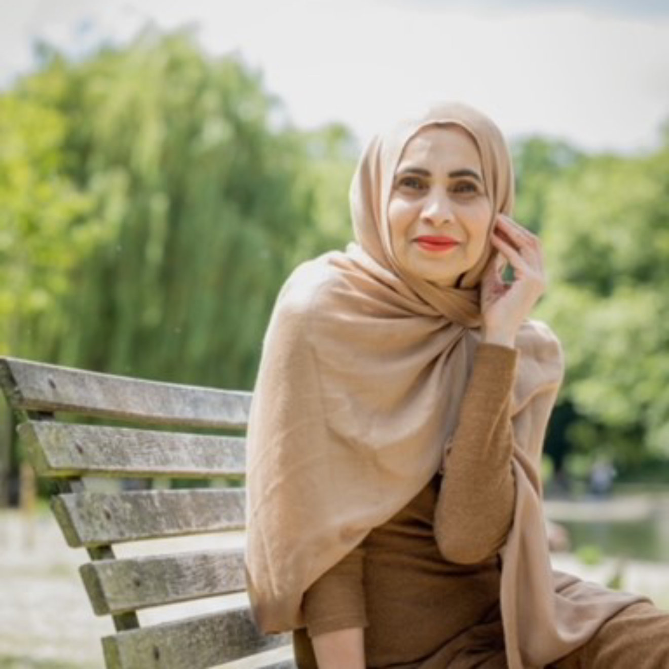 sarah-chaudhry-headshot