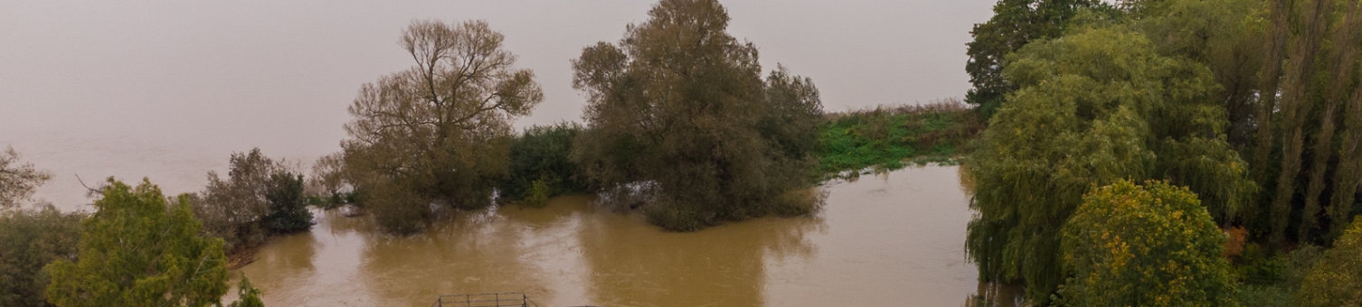 houses being effected by flooding